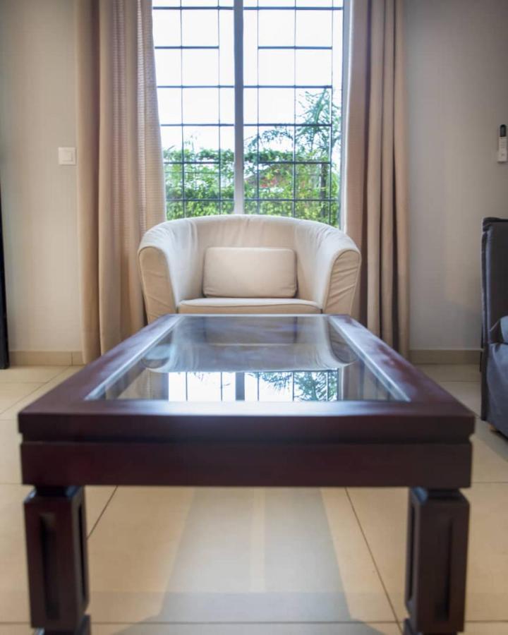 Riad Prince Louis Yaounde Ngoại thất bức ảnh